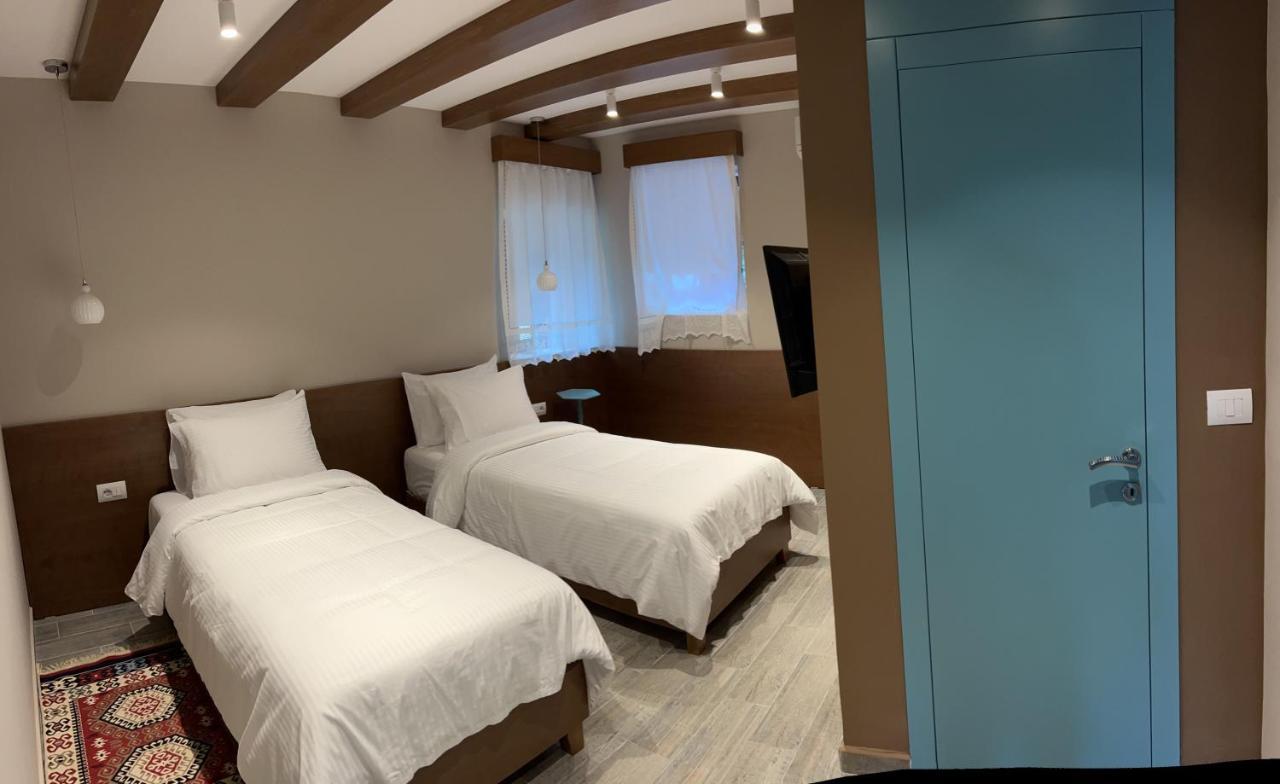 Palorto Hotel Gjirokastër Extérieur photo