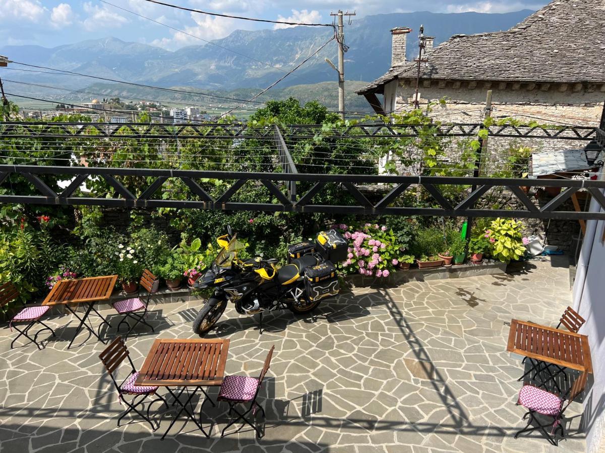Palorto Hotel Gjirokastër Extérieur photo
