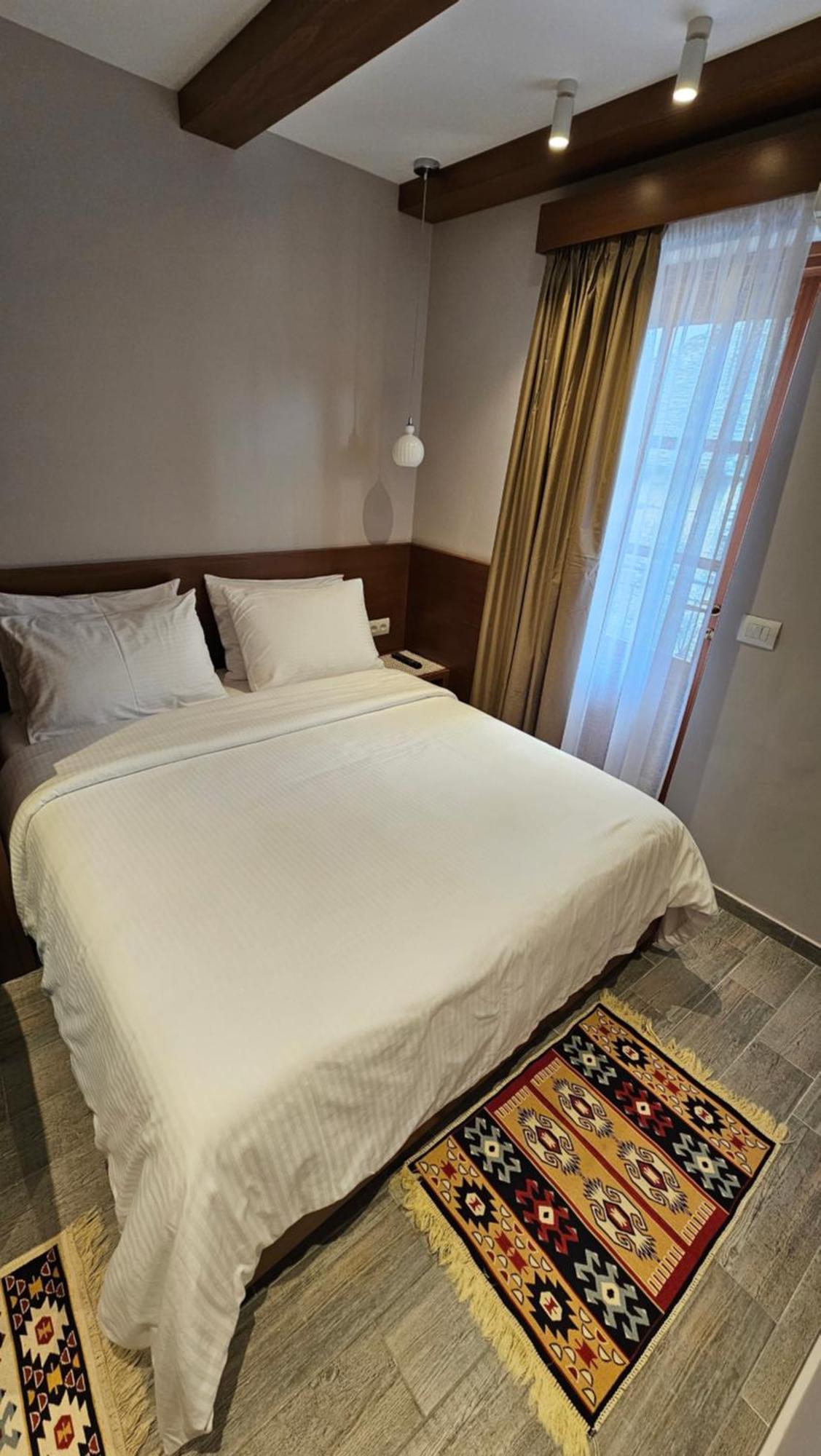 Palorto Hotel Gjirokastër Extérieur photo