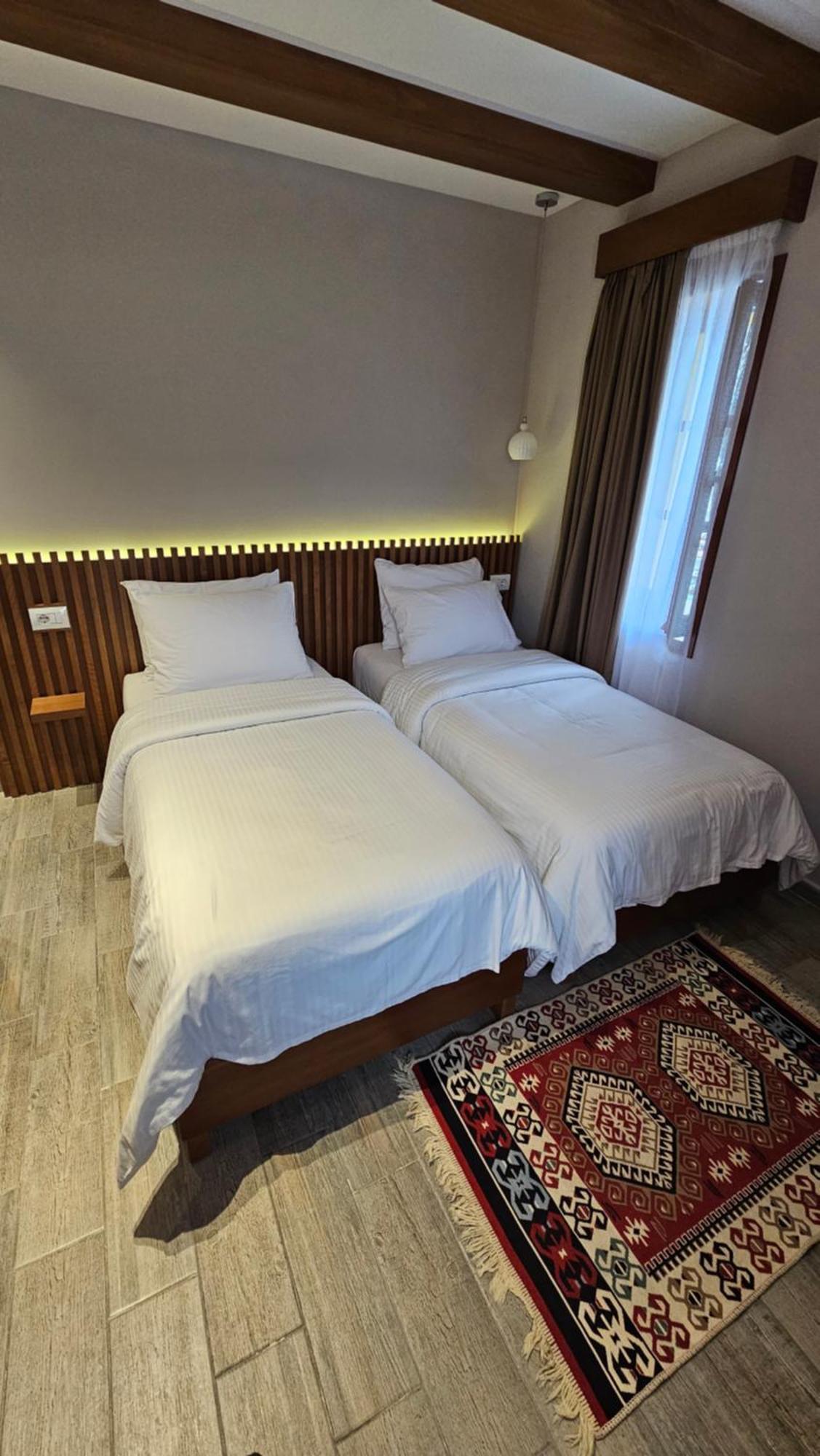 Palorto Hotel Gjirokastër Extérieur photo
